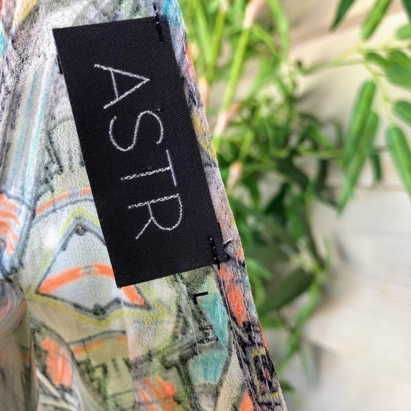 🎉ASTR Neon Geometric Racerback Tank Black Straps - Picture 6 of 9